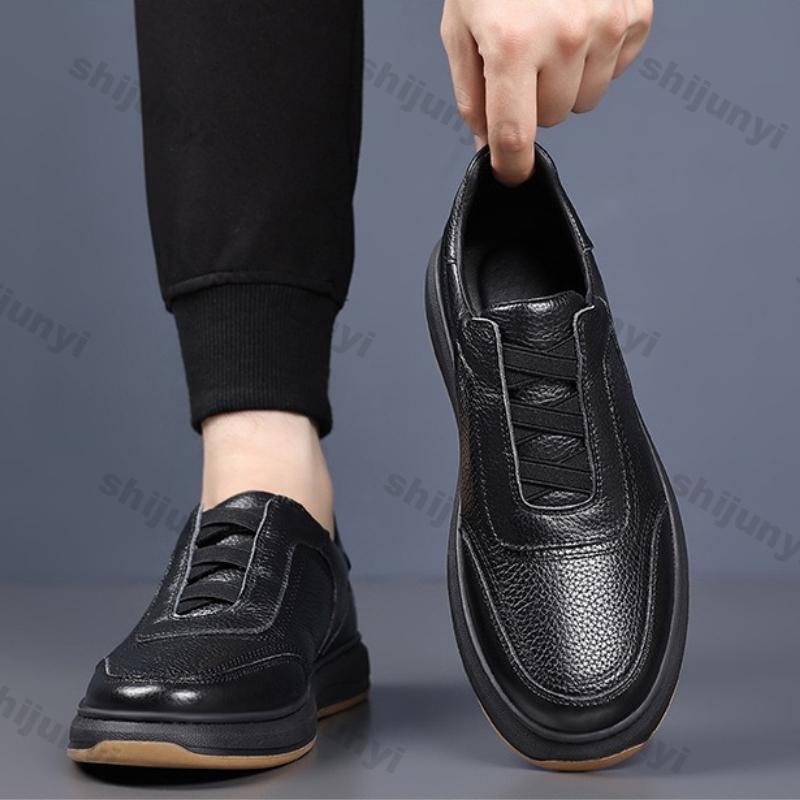 Fashion Men's Slip on Leather Shoes Autumn New Hollow Breathable Fashion Casual Shoes Comfortable Height Increase Outdoor Non Slip Flats