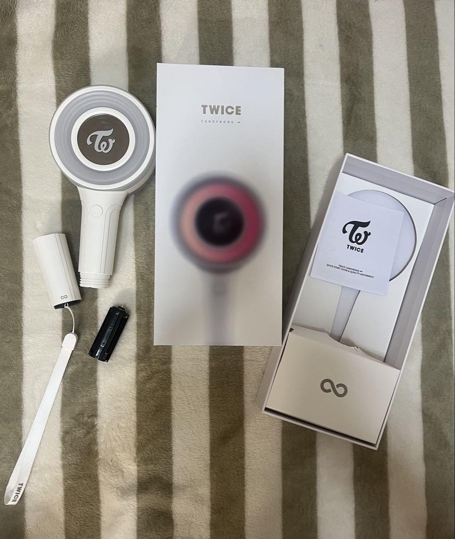 

[Б/У] TWICE Белый лайтстик