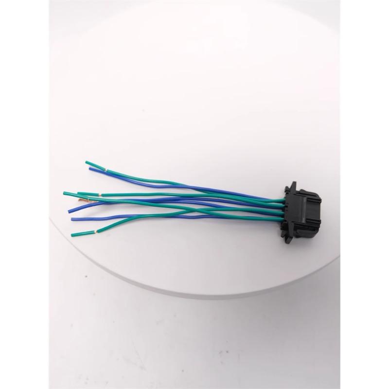 

Seat Heating Module Plug 1pc for VW Tiguan Touran Magotan CC Bora C-Trek Lavida Golf6 Brand New Plug