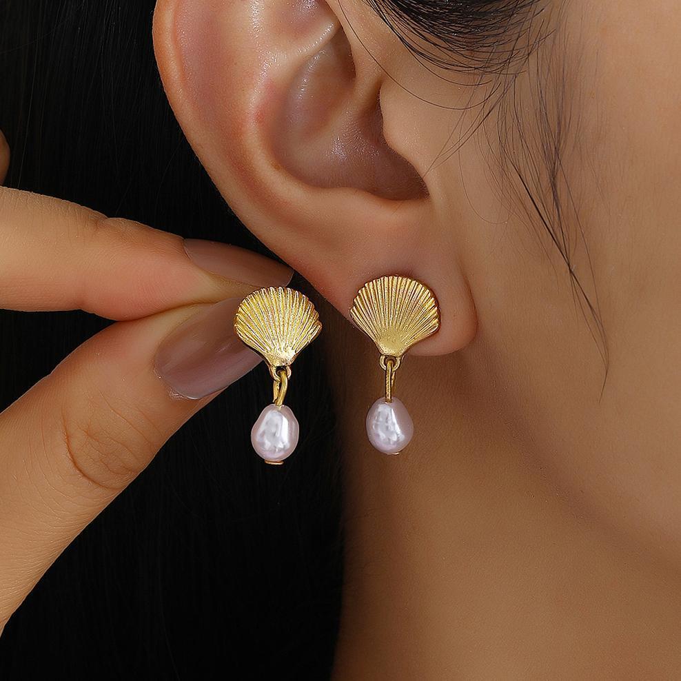 

1 Pair Minimalist Shell Faux Pearl Beach Pearl Drop Earrings For Women European And American Summe Beach Earring Jewery Gift New