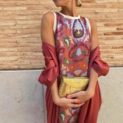 Damen Boho-Kleid ärmellos mit Blumenprint und passendem langem rotem Umhang