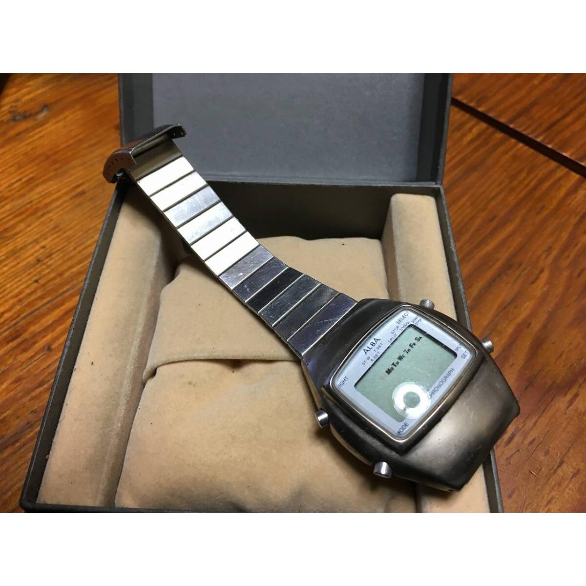 Free shipping SEIKO ALBA Y735-4A10 JUNK Operation not confirmed Exterior parts removed VINTAGE Digital Seiko Alba