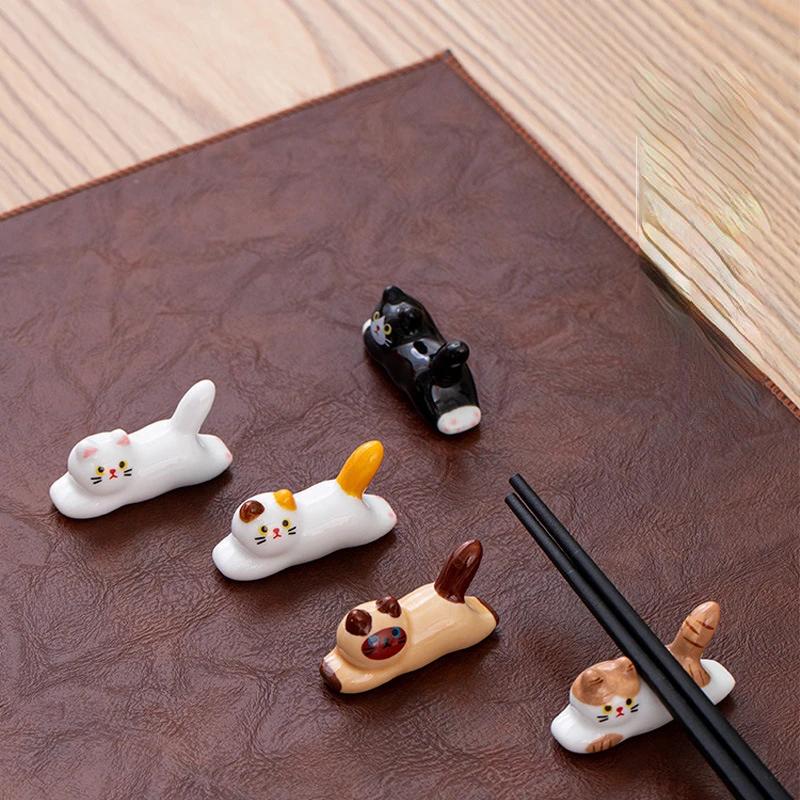 1pc Ceramic Cute Chopstick Holder Tableware Japanese Style Underglaze Restaurant Simple Oval Spoon Bracket Utensil for Kitchen