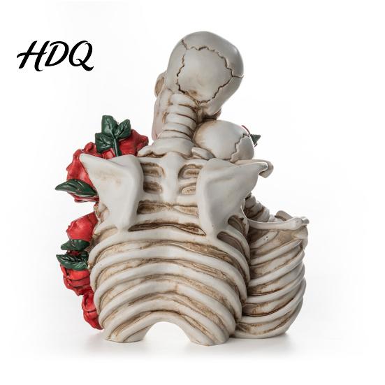 Skeleton Couple Ornament Halloween Resin Figurine, Vintage Gothic Skull Statue, Figurine Holiday Party Home Decoration for Shelf Table Mantel