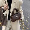 Korean Fashion Bag Mobile Phone Crossbody Women's White Bag 2025 New Simple Commuter Small Square Bag Versatile Shoulder Bag