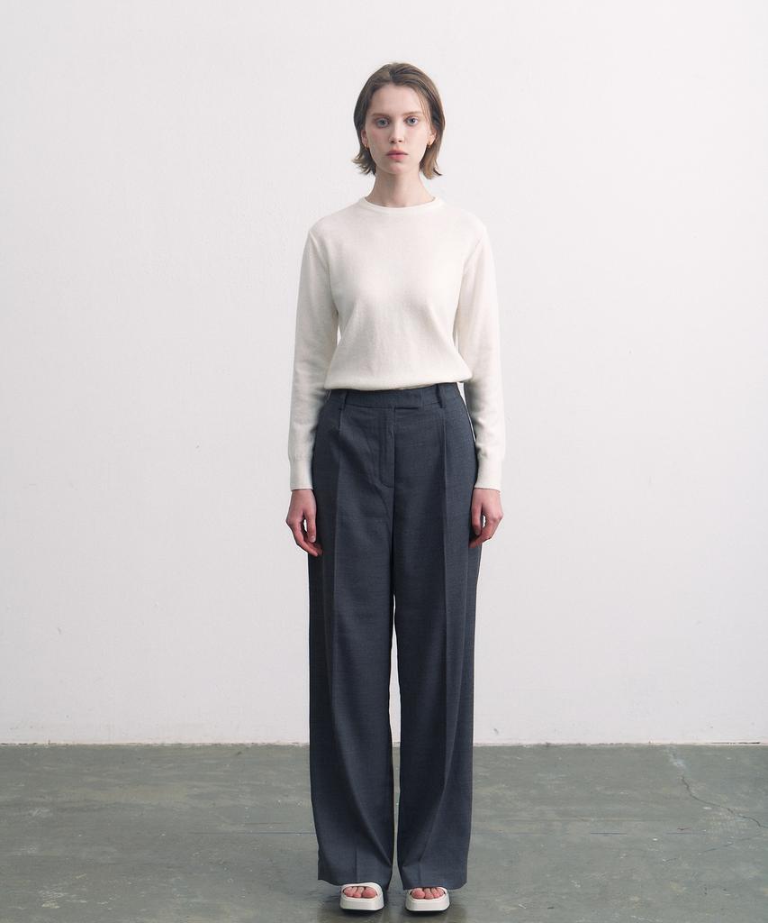 Tobaseu Cashmere Long Top (Ivory)