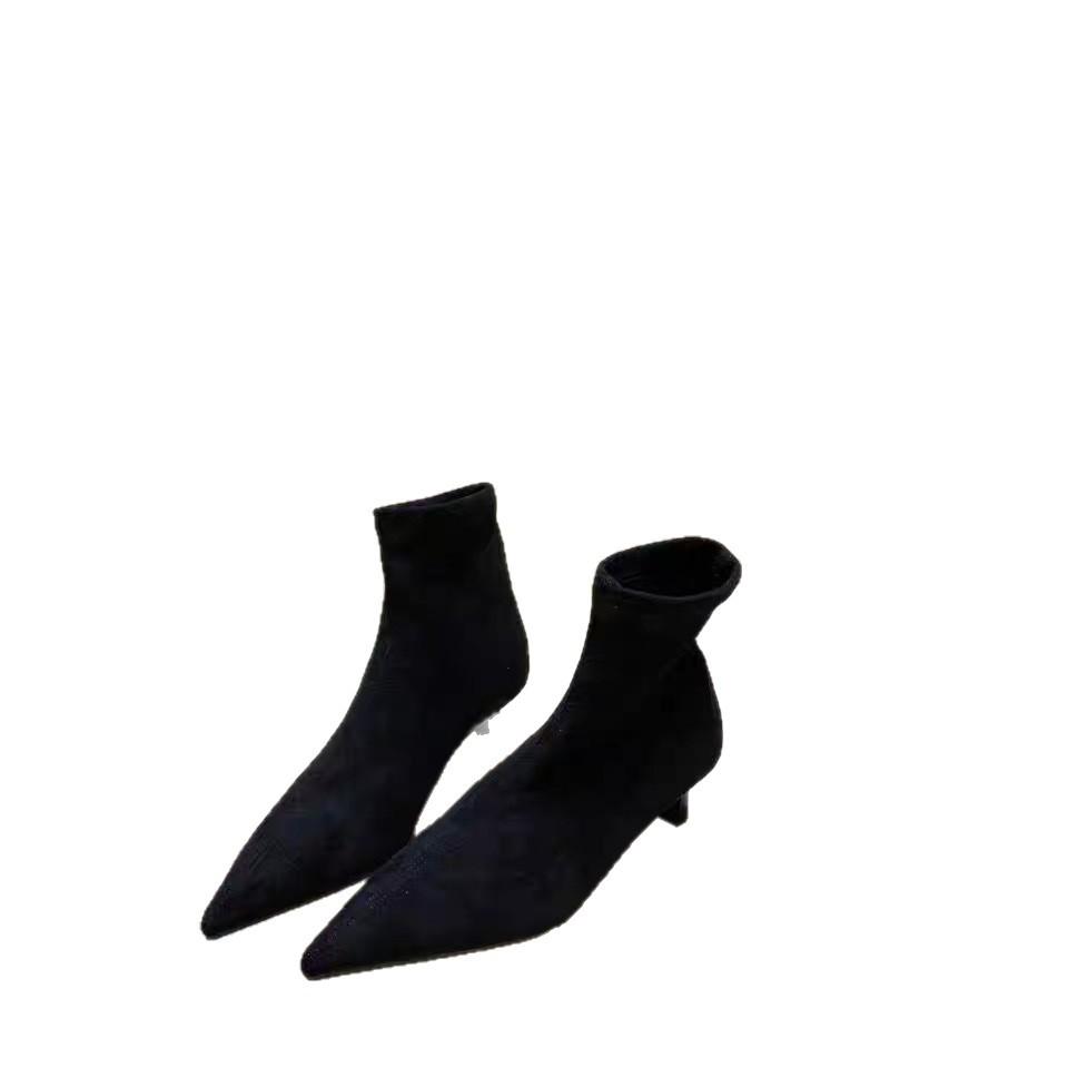 Francia hegyes rövid csizma női 2025 nyári és őszi új tűsarkú velúr vékony meztelen csizma internetes híresség elasztikus zokni Martin csizma