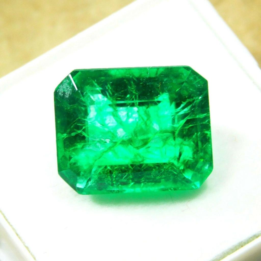 Emerald Cut CERTIFIED Natural 8 Carat Muzo Colombian Emerald Loose Gemstone MQ-E77