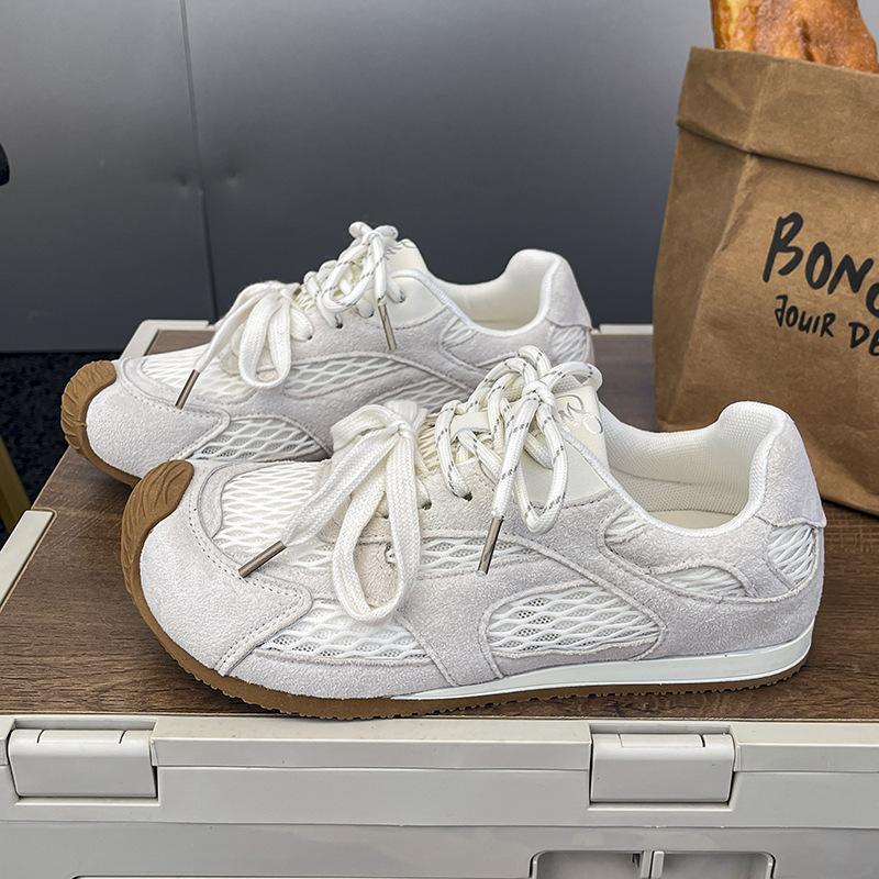 Korean version of color matching mesh splicing German training shoes 2025 autumn height increase medium heel leisure sports style lace-up single shoes