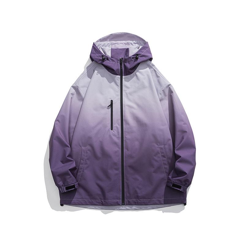 Pakāpeniski mainiet krāsu jaka ar kapuci