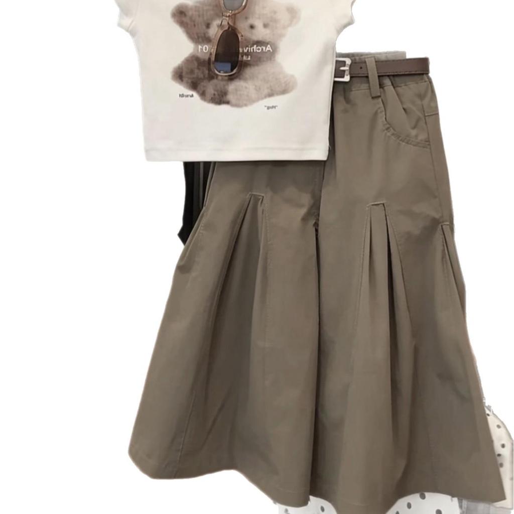 Bärendruck-T-Shirt und weite Cargohosen im koreanischen Stil für Baby-Mädchen
