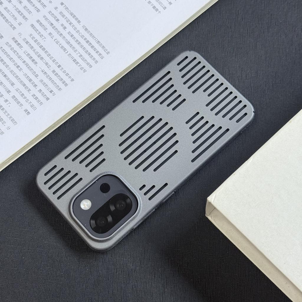 Case For OnePlus 13 13T 13s Matte Hard New Model Magnetic Rock Sand Heat Dissipation Protect Back Cover For OnePlus 13s 13 Shell