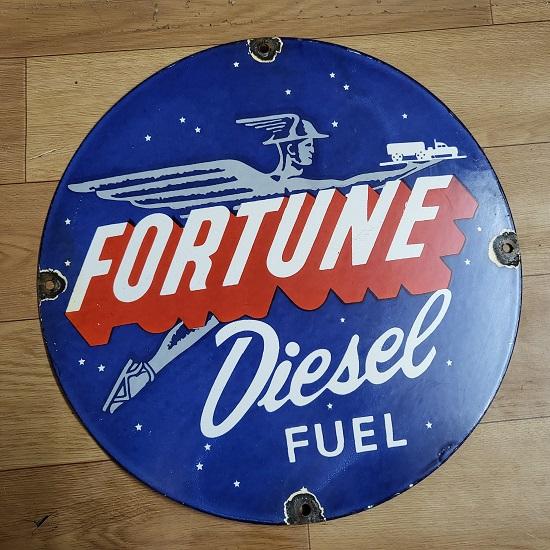 

Фарфоровая эмалевая табличка Diesel Fortune Fuel, круглая, 12 дюймов