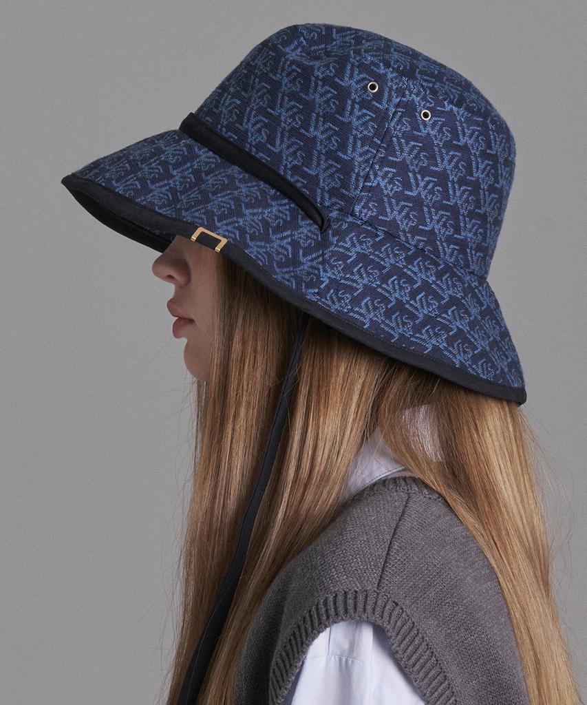 Hwaiteusaenjeu Denim-Like Jacquard Bucket Hat Catherine