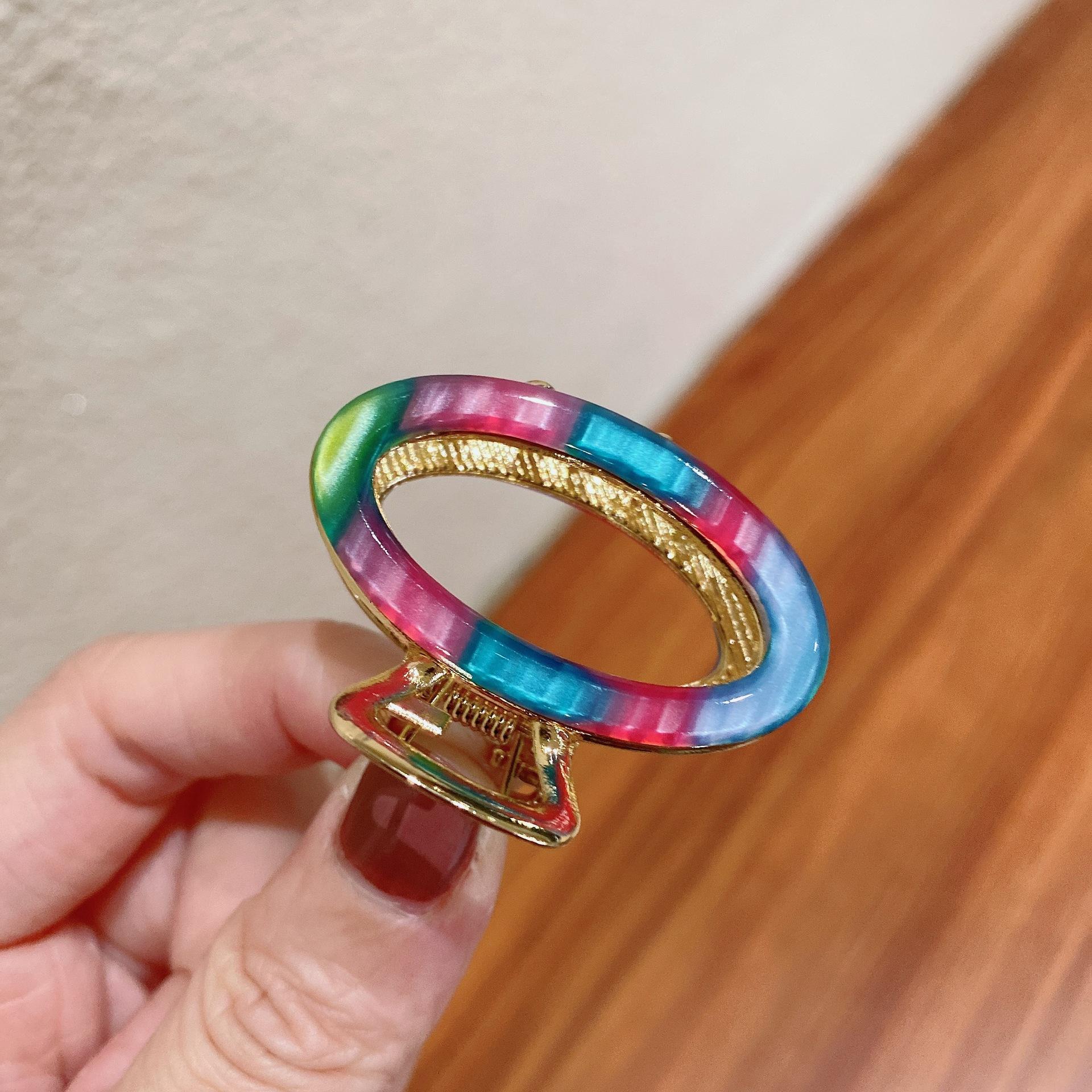 

Handmade Multicolor Stylish Acetate Hair Claw Clip For Women Perfect For Fashion Retro Oval4cm