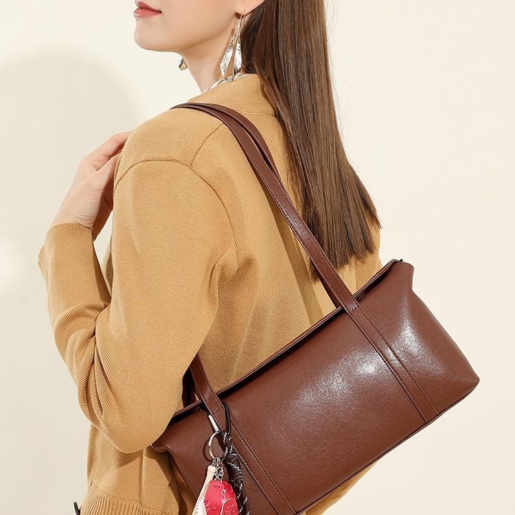 Commuter Niche Design Shoulder Bag Versatile Large Capacity Messenger Handbag Tote Bag