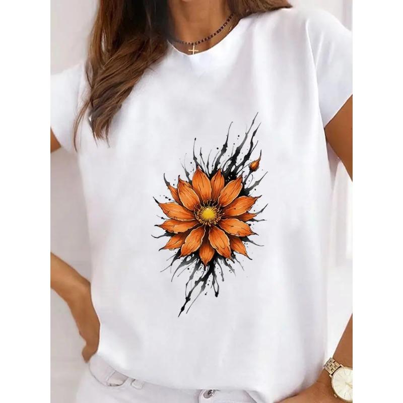 Oneck Tshirt Creative Flower Heart Short Sleeve Tshirt Female Women Clothing Funny Women T Shirt Casual Aesthetic Tshirts