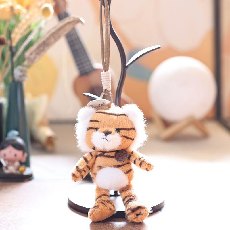 Cute Forest Animal Plush Keychain, Tiger Lion Leopard Giraffe Doll Pendant, Backpack Bag Hanging Ornament Gift