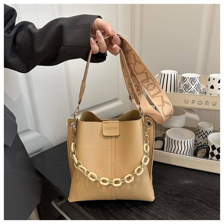 Faux Leather Bucket Bag for Women, Trendy Chain Shoulder Purse, Minimalist Crossbody Handbag KTB