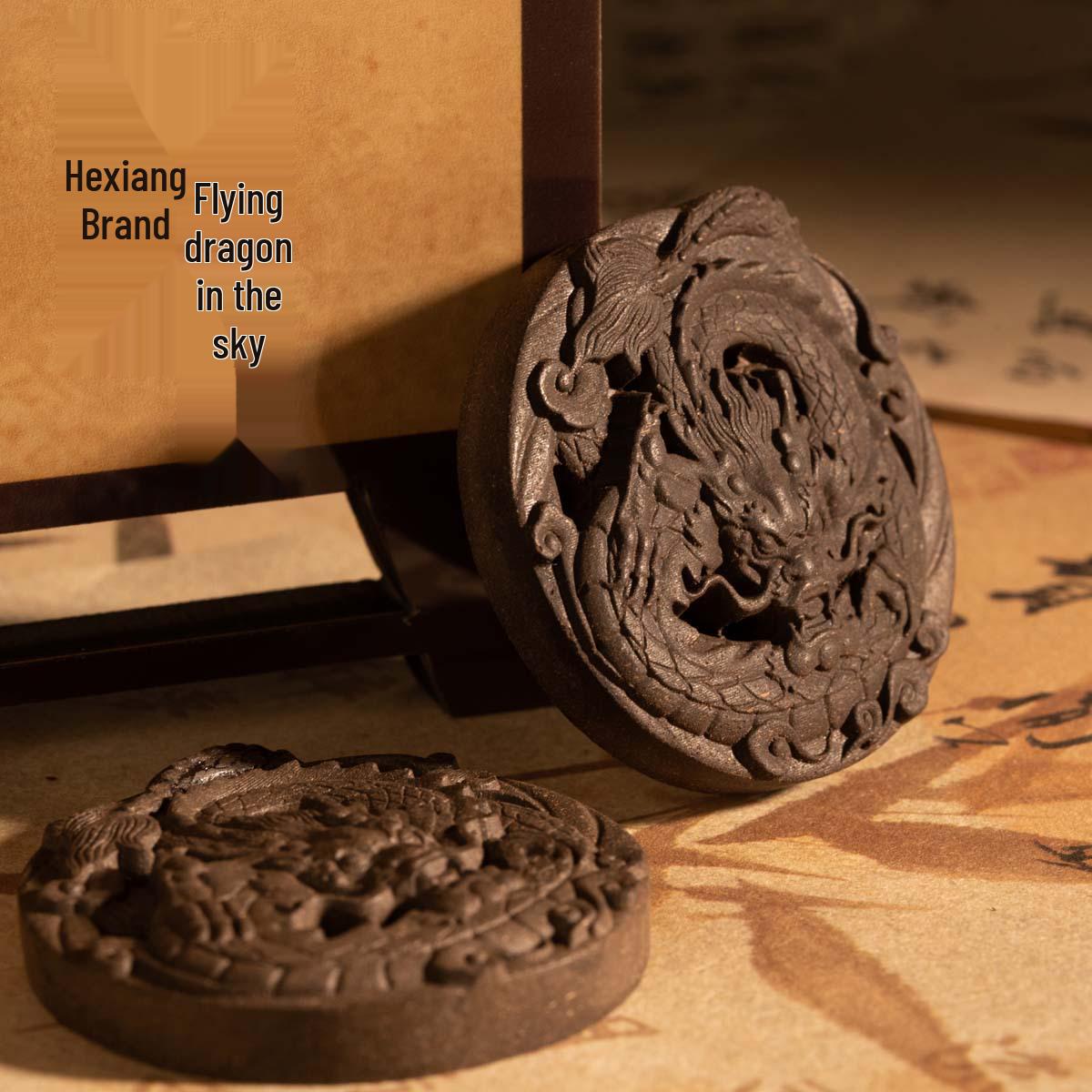 

Кулон-ожерелье «Летающий Дракон» с травяным ароматом и натуральными специями