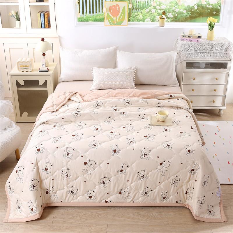 Cooling Summer Quilt, Breeze Quilt,with Multiple Pattern Options, High-Quality Summer Quilt, Skin-Friendly, and Breathable