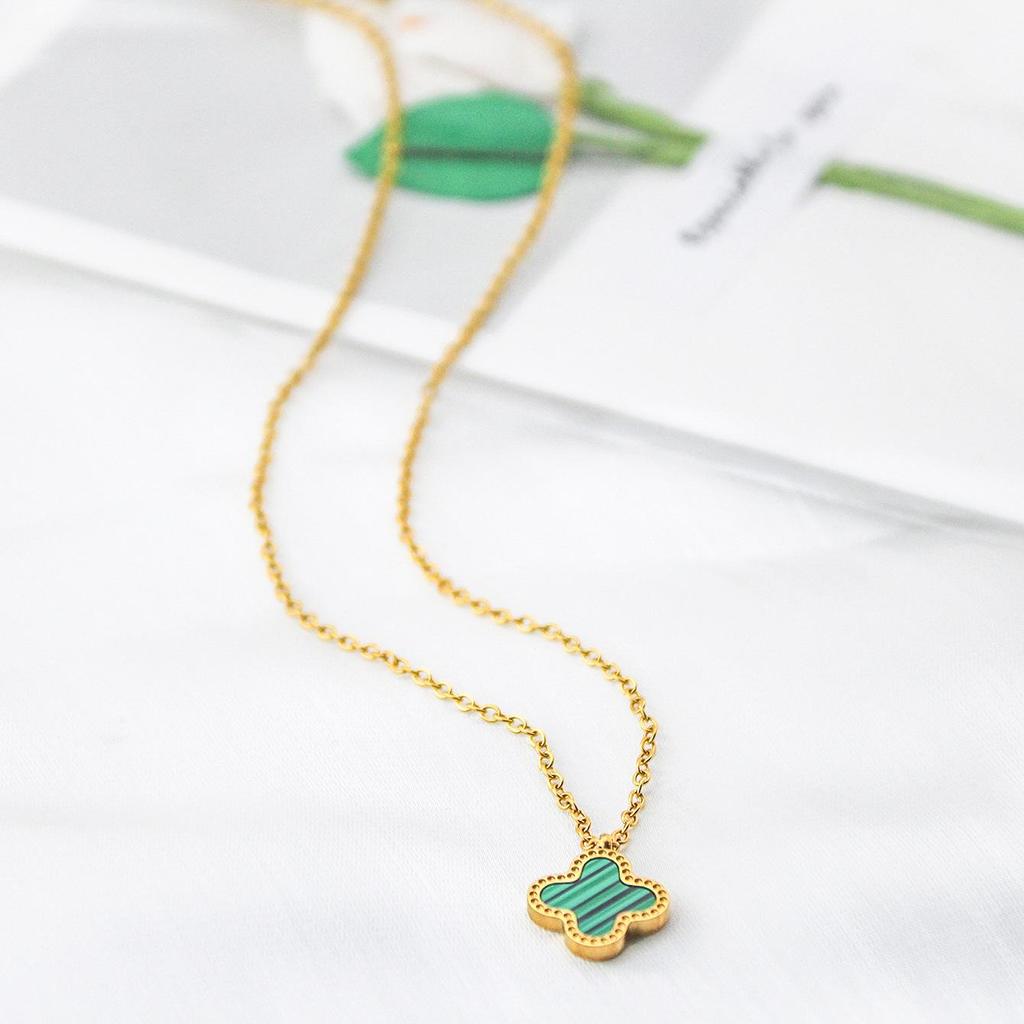 18K Goldbeschichtete Titan Vierblättrige Kleeblatt Halskette | Poliert, Nicht Verblassend, 13mm Anhänger