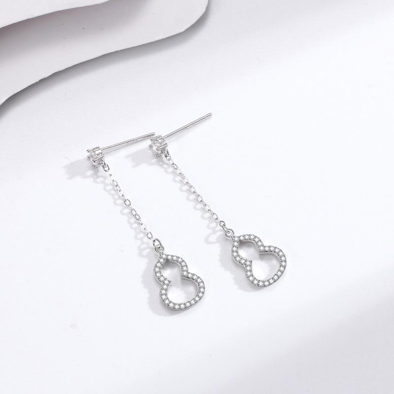 Hollow Gourd Fringed Stud Earrings Women's Fashion Light Luxury Niche Exquisite Ins Style High-end Earrings Women