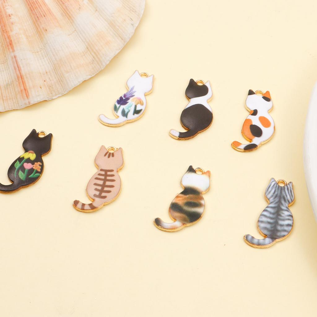 10PCs Zinc Based Alloy Cat Animal Pendants Gold Color Metal Enamel Charms DIY Necklace Bracelets Jewelry Making 3cm x 1.6cm