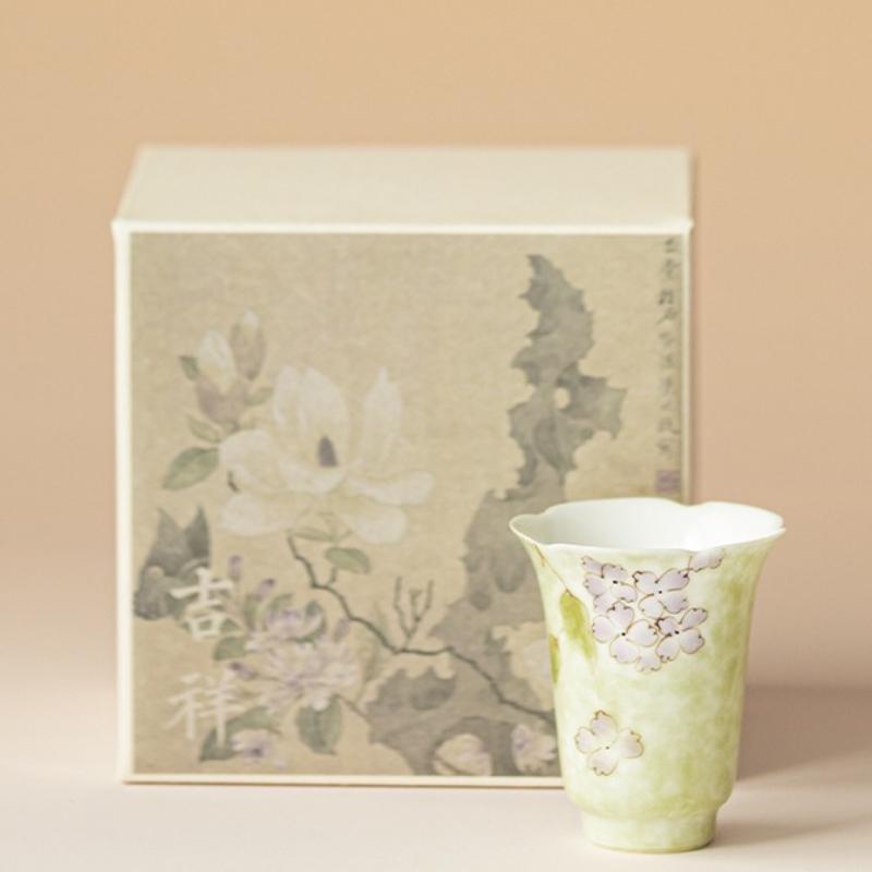 Hand-painted Hydrangea Tea Cup Household Ceramic Kung Fu Tea Set Chinese Master Cup Coaster Teaware Drinkware Kitchen Supplies