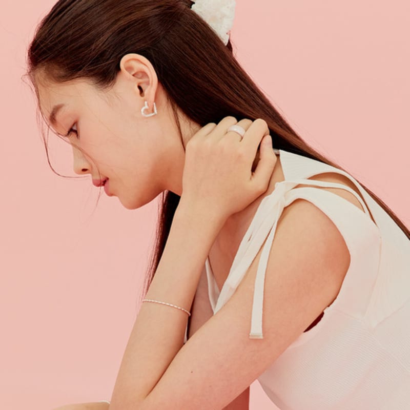 Murmur [925silver]Twinkle Heart Hoop Earrings