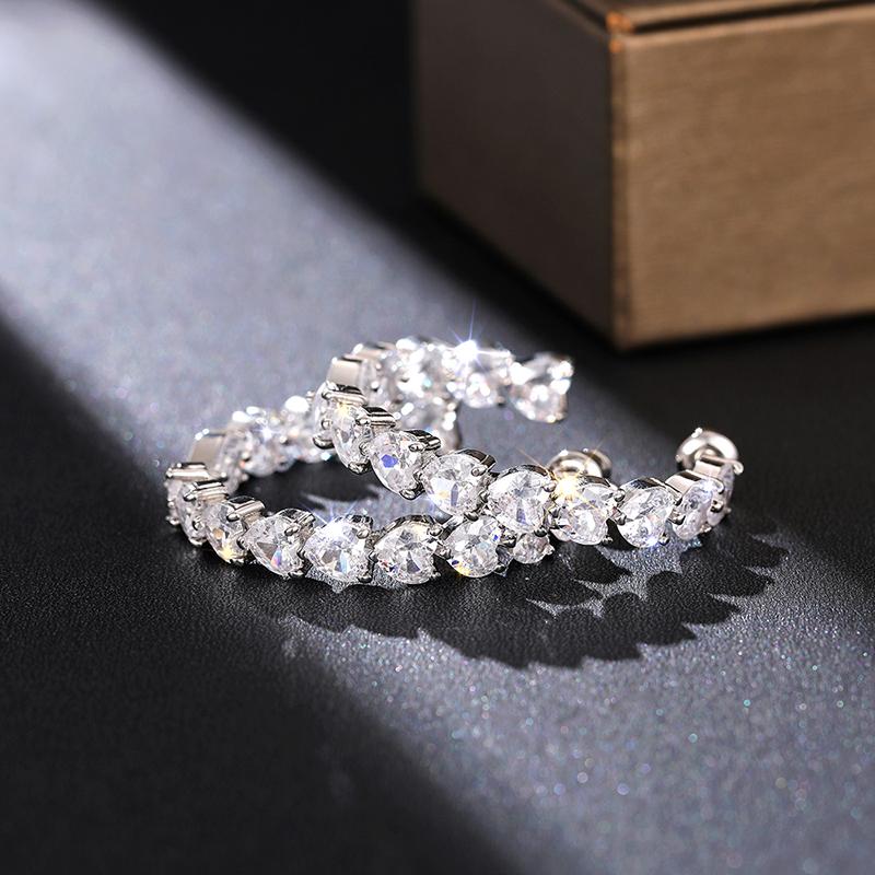 Huitan Noble Hoop Earrings with Heart Cubic Zirconia Female Brilliant Promise Circle Rings Ear Accessories Fashion Party Jewelry
