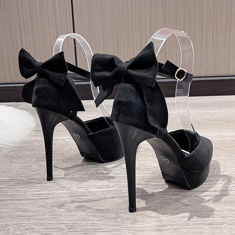 Mode 2024 Sommer Neue Mode Satin High Heel Sandale Schleife Ein-Linien-Schnalle Spitz Dick Absatz Damen Pumps Hochzeitsschuhe