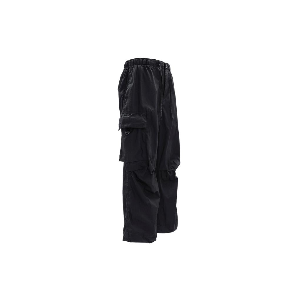 Nike Solid Color Zippered Multi-Pocket Cargo Pants Men Bottoms Black FN2615-010