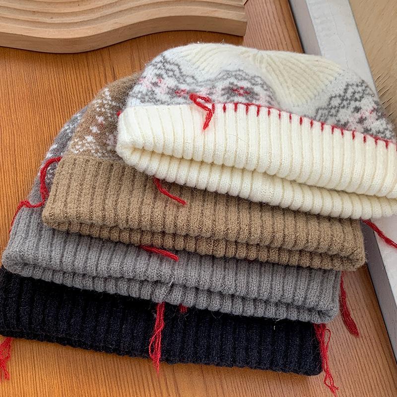 Snow Pattern Knitted Wool Hat for Women In Winter Jacquard Fair Island Style Warm Baotou Hat New Christmas Hat