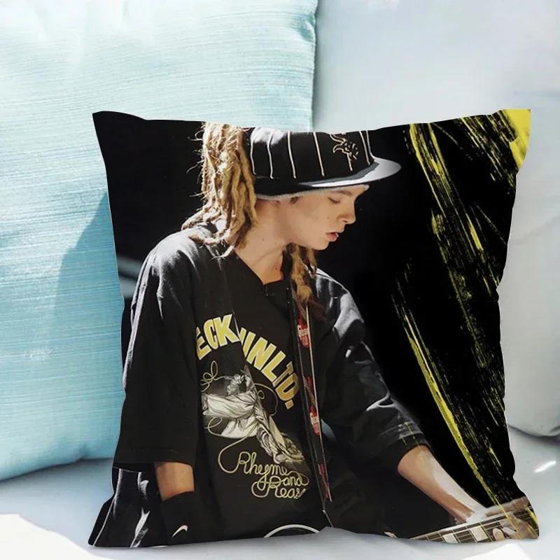 45x45 Poszewki na poduszki Tom Kaulitz Dwustronny nadruk Zestawy sof Pościel w rozmiarze Twin Ozdobne poduszki do salonu Poduszka