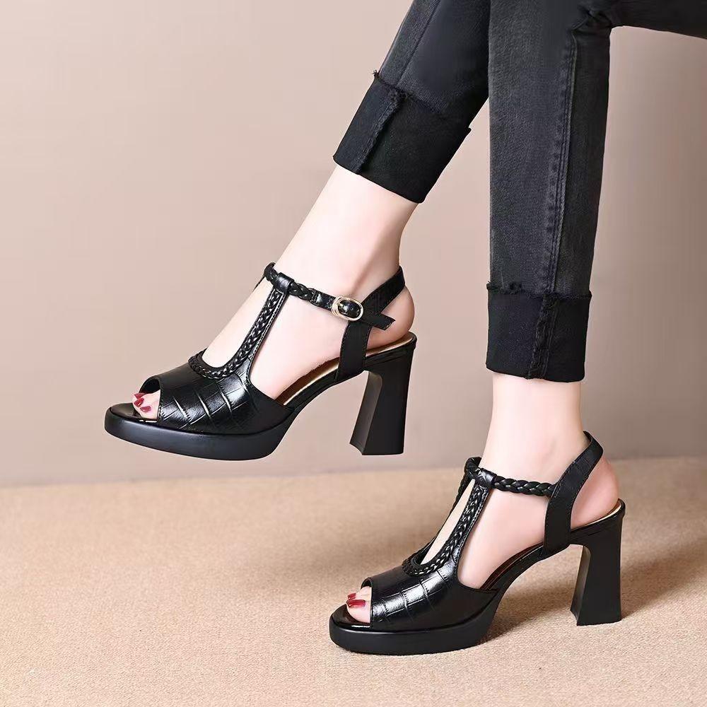 Black medium heel thick heel sandals women's summer 2025 thick sole fashion outer wear waterproof table fish mouth word with high heels women