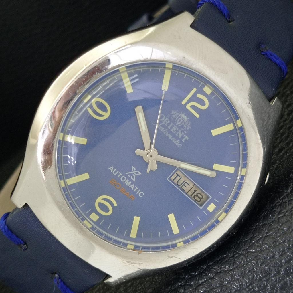 

AUTOMATIC 46941 VINTAGE ORIENT JAPAN MENS BLUE COLOR DIAL WATCH a701877-5 R207-a701877