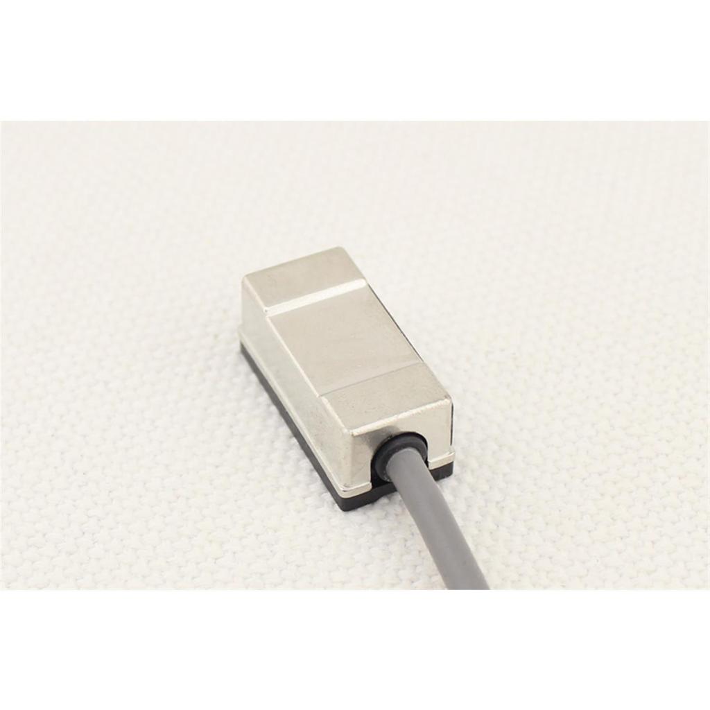 Hugong CS1-UFGJSADMM1ZHE1ELH Magnetic Proximity Switch Sensor