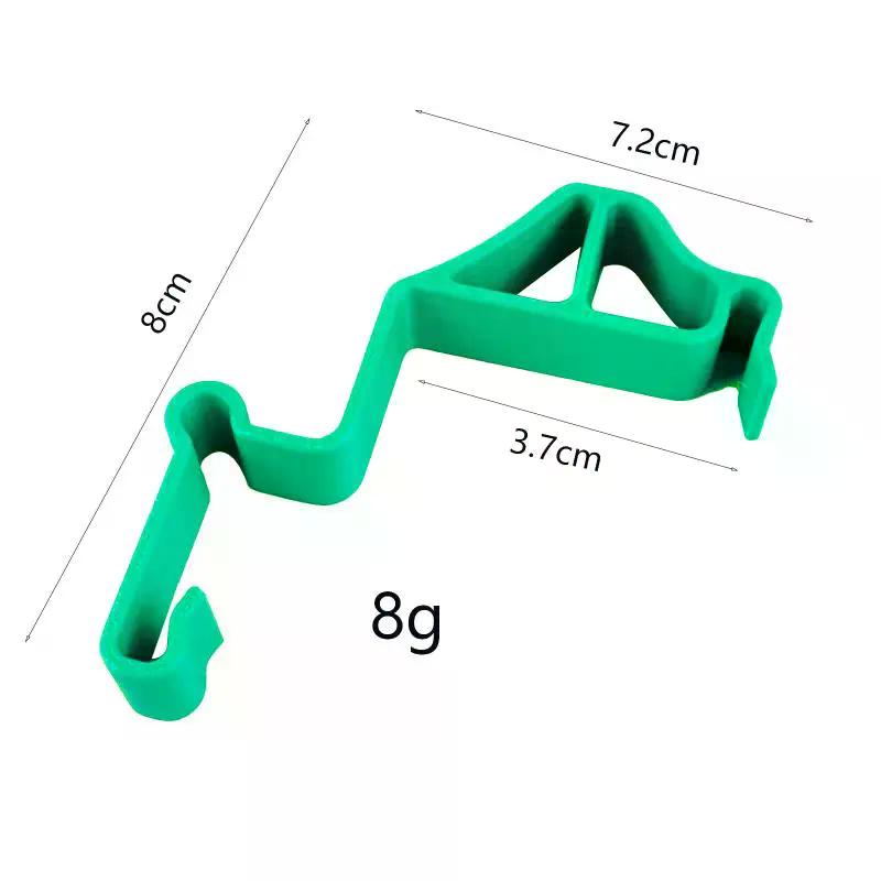 Ventilation Clip For Trash Bins With Lids Designed To Improve Outdoor Bin Freshness And Reduce Smelly Conditions