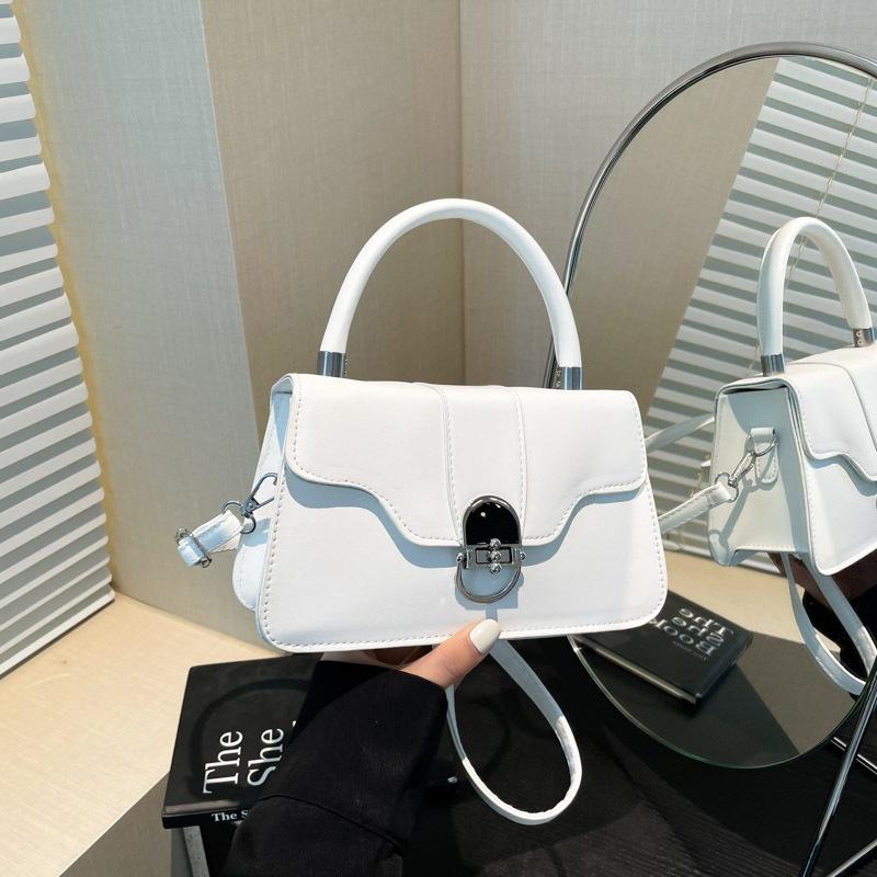 

Solid color casual retro large-capacity hardware lock flip bag commuter messenger underarm women s bag білий