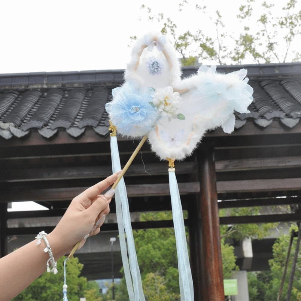 

Chinese Style Butterfly Handheld Fan Handmade Embroidered Fan Fairy Fan Cultural Events синій