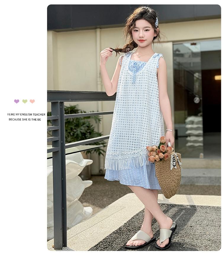 Women's clothing 2026 summer new layered hollow dress, mid size children's vacation style striped two-piece set, stylish
