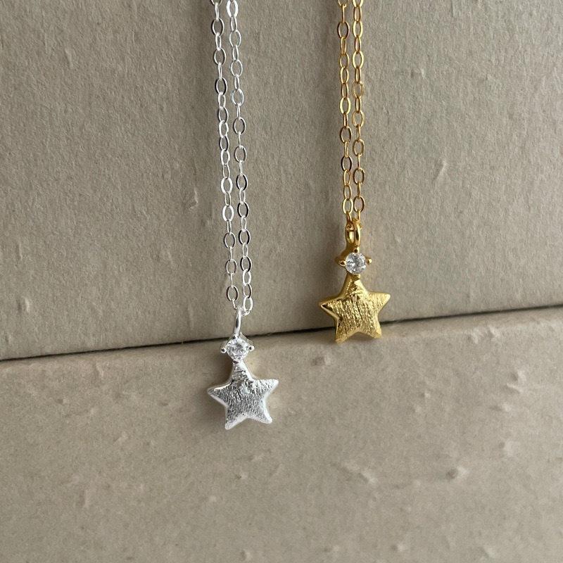 Lucky Pentagon Star Necklace Women'S Lamp Luxury Niche Design High Sense Ins Simple Clavicle Chain Premium Durable