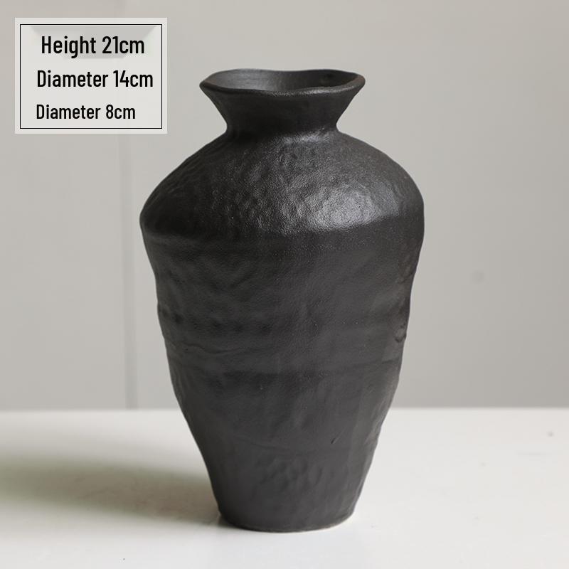 Wabi-Sabi Black Pottery Jar: Zen-style Retro Ceramic Vase for Tea Rooms and Hotels