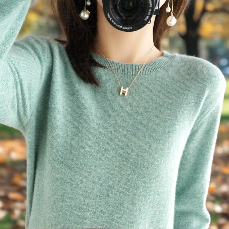 Round Neck Sweater Pullover Sweater Solid Color Long-sleeved Women's Inner Wear