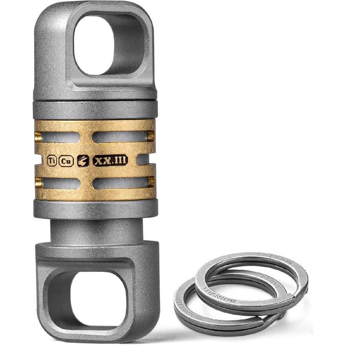 FEGVE Quick Release Keychain with 2/28mm Titanium Key Rings, Swivel Heavy Duty Keychain for Home Car Keys-(Load Bearing: 700kg) золотой