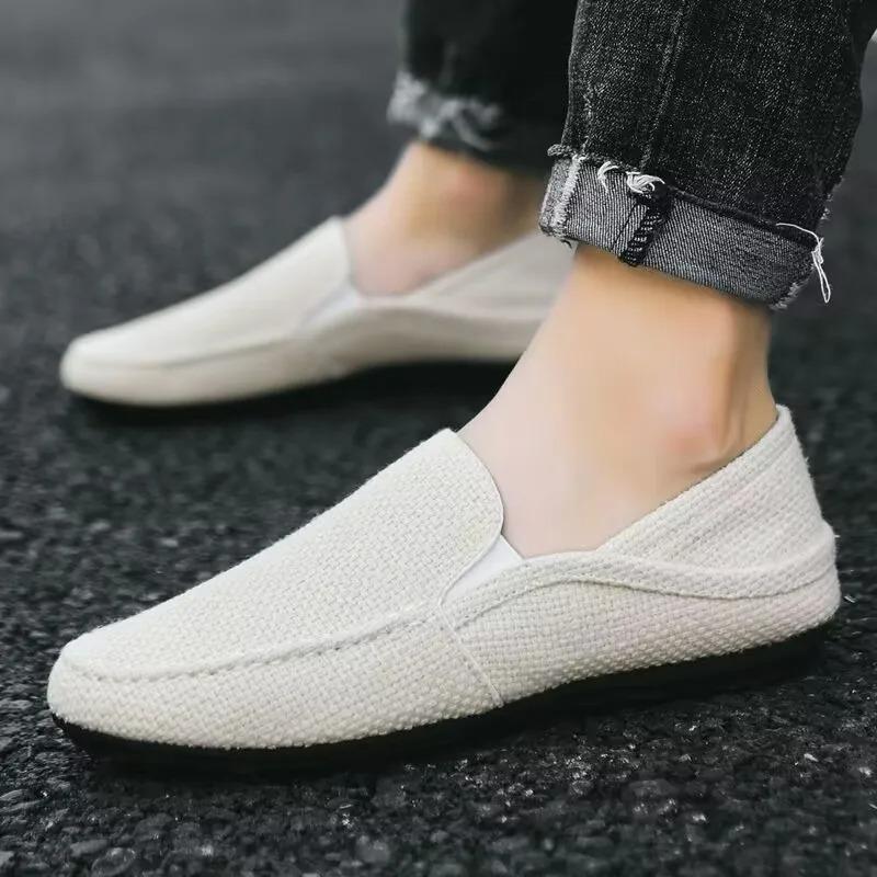 Men Shoes Breathable Linen Shoes Fashion Soft Sole Flat Shoes Non-slip Driving Casual Shoe Loafers Outdoor Slip on Men Slippers