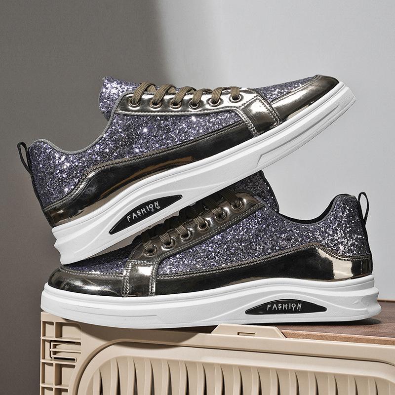 Men's Skateboarding Shoes Low Top Flats Sneakers Breathable Black Sports Shoes Students Shoes Walking Shoes Chaussure Homme