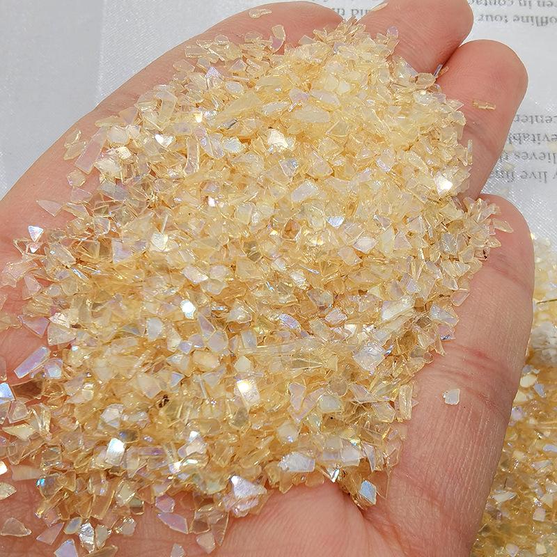 Ručně vyráběné duhové skleněné střepy pro šperky a zdobení nehtů