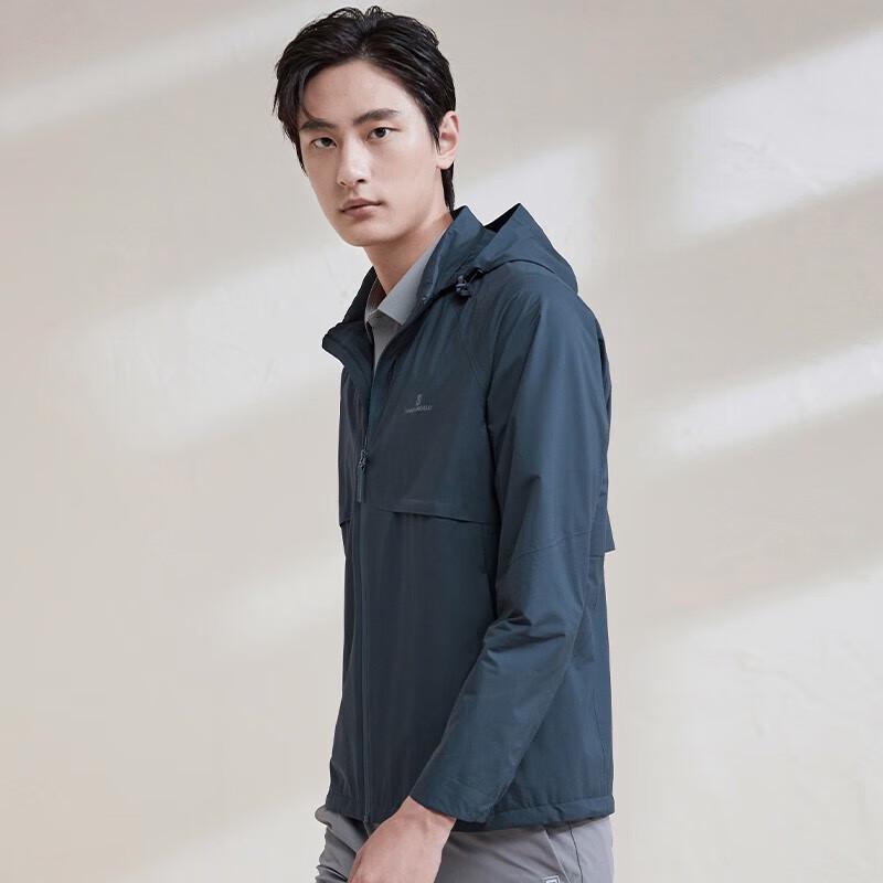 Baoxiniao Men's Lightweight Hooded Outdoor Casual Jacket